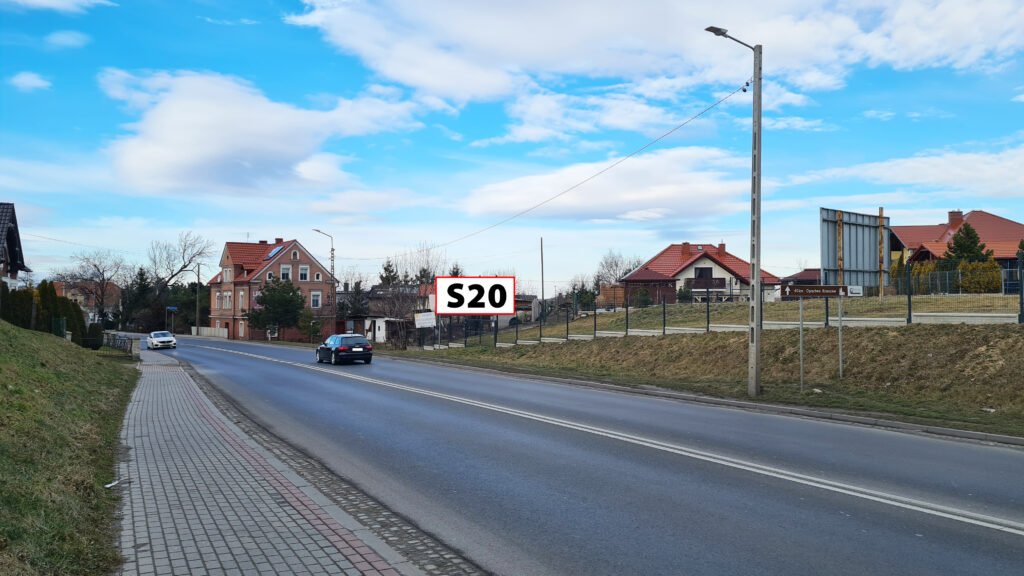 S20 — Słotwina · droga wylotowa w kierunku Wałbrzycha