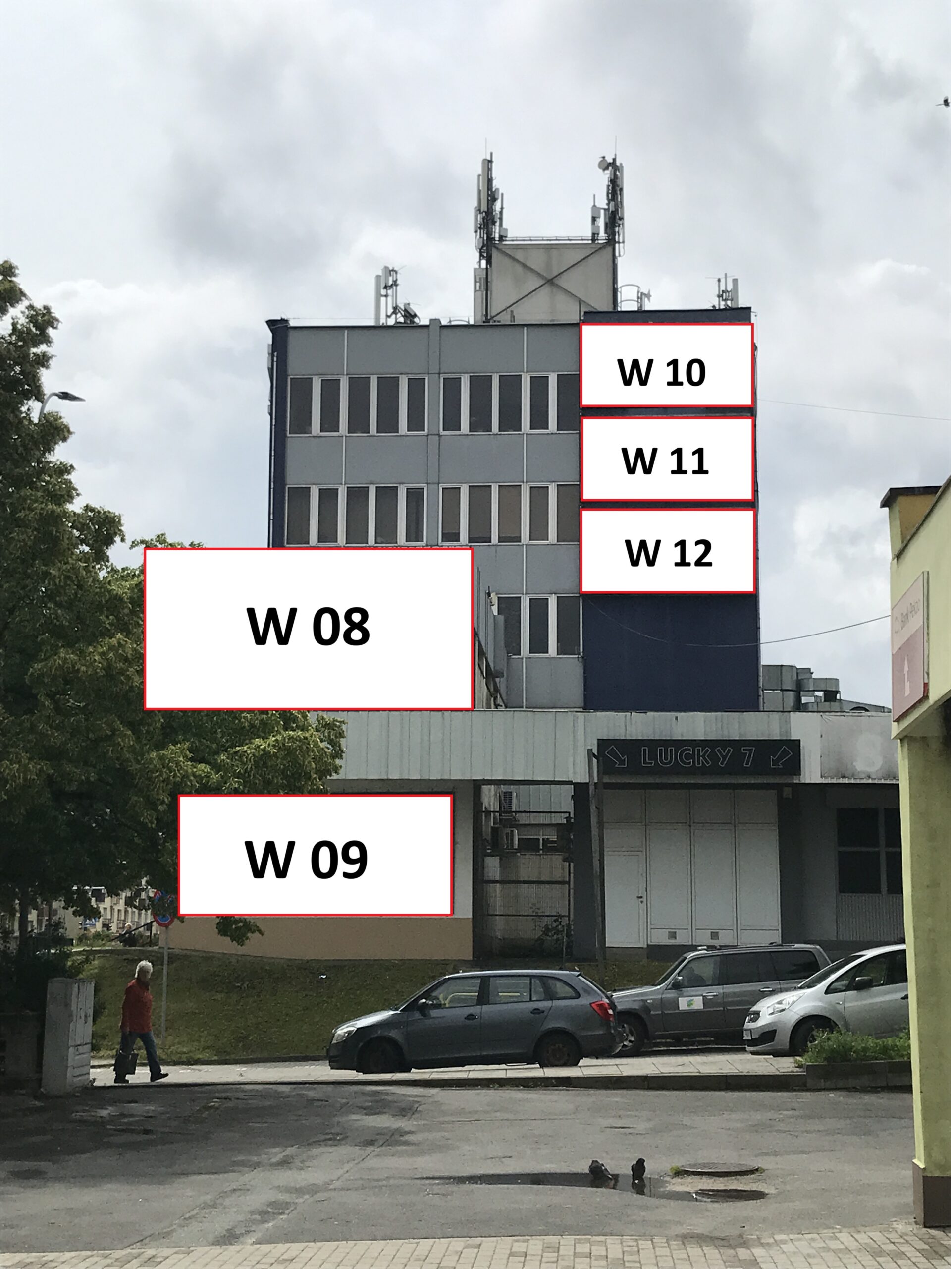 W12- Wałbrzych, ul. Broniewskiego 65b - obrazek 4
