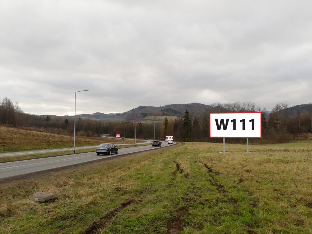 W111 — Wałbrzych · ul. Strzegomska DW379