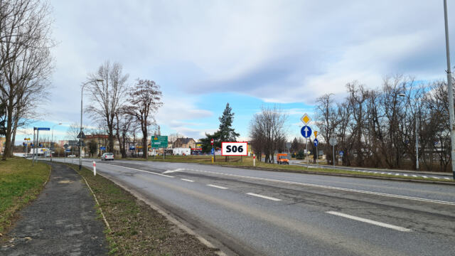 S06 — skrzyż. Esperantystów i Strzegomskiej